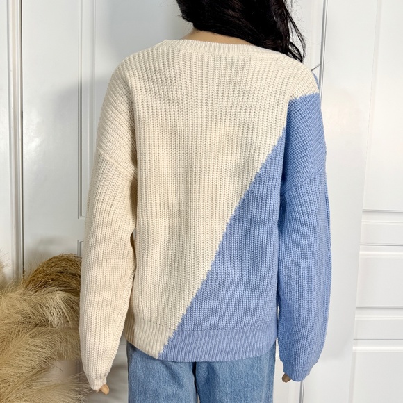 TWO-TONE LIGHT BLUE AND IVORY LONG SLEEVE SWEATER - Picture 7 of 11